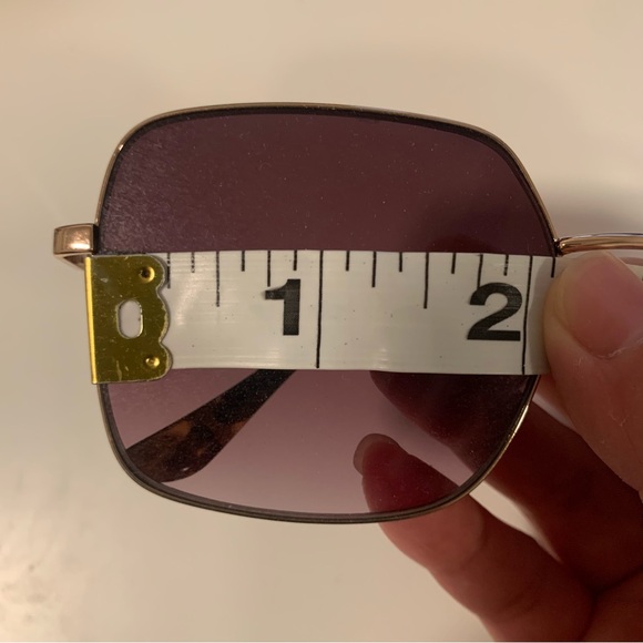 Anthropologie sunglasses - Picture 3 of 4